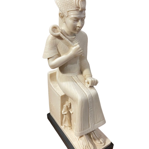 Vintage Ramses lll resin? Statue on stone Egyption egypt decor Made Italy - Picture 3 of 7